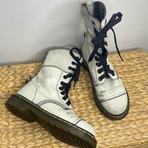 DR Martens 6 Aimilita White Crackle RARE
